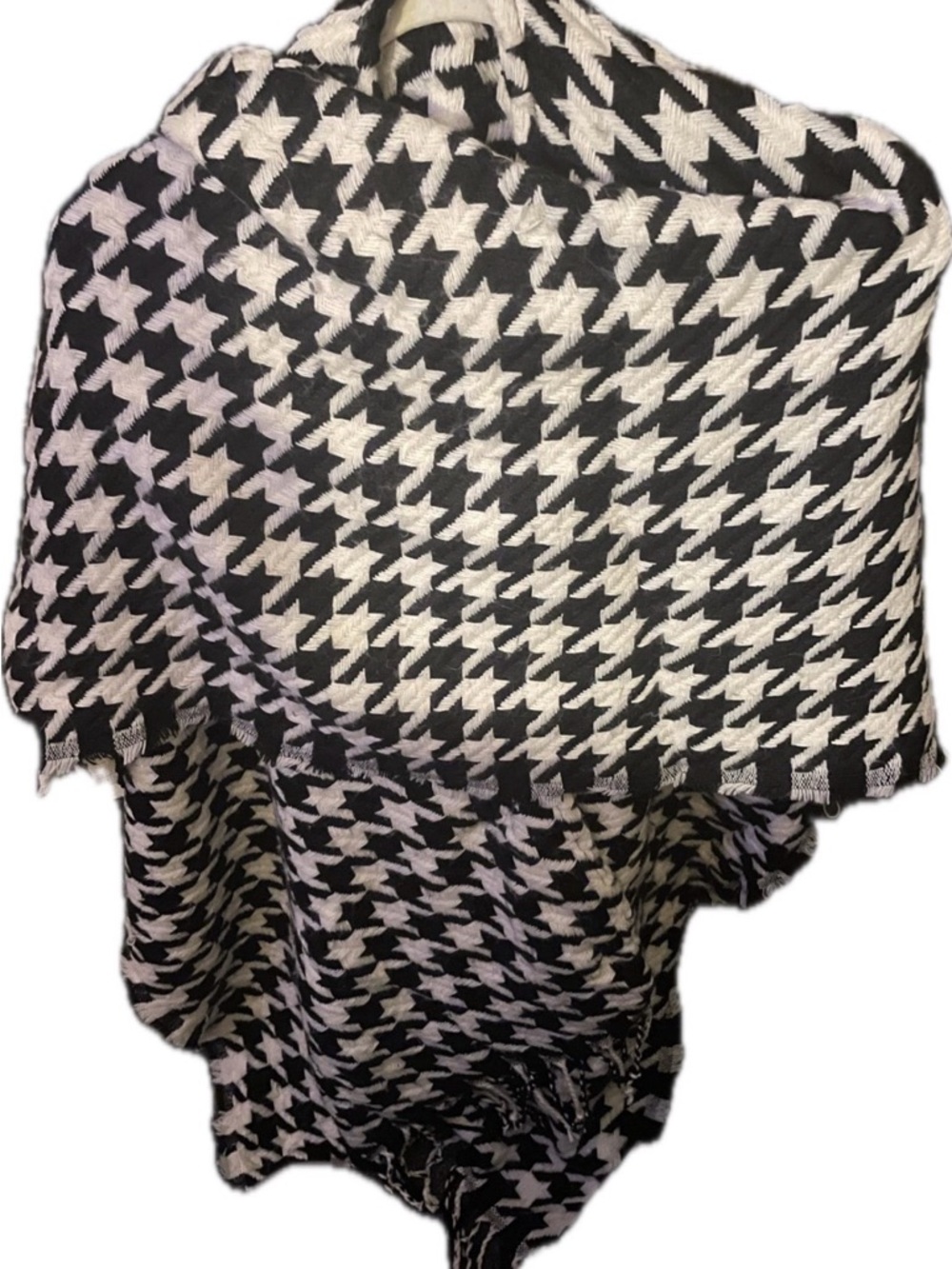 Black & White Houndstooth Wrap Scarf